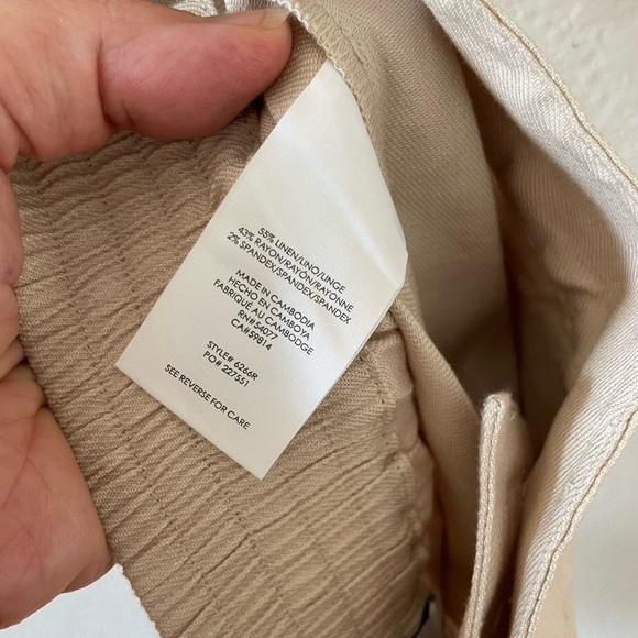 CAbi Wide Leg Traipse Trousers 6266R Size 4 in Biscotti Linen Blend - Picture 7 of 11